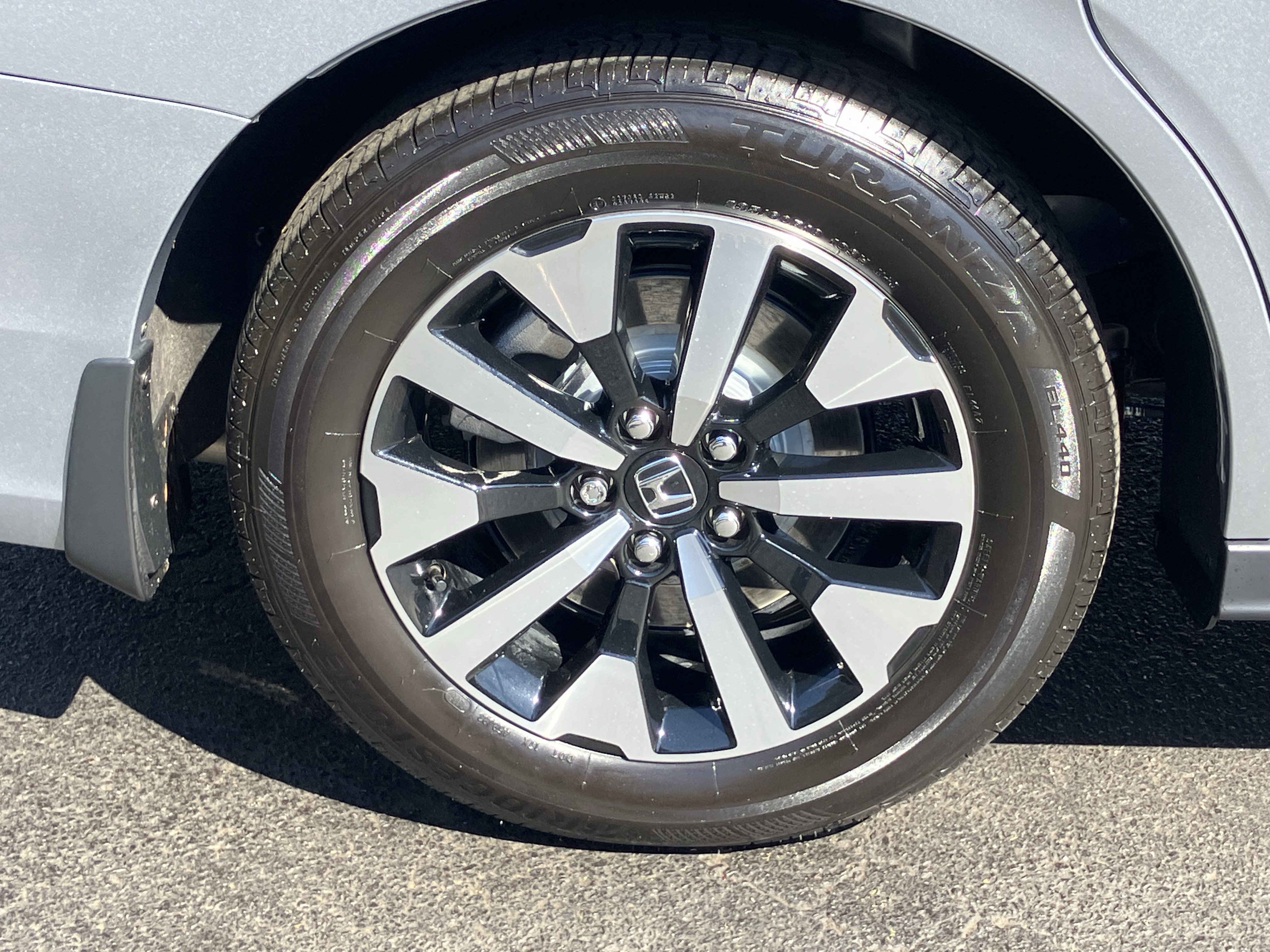 Certified 2026 Honda Odyssey EX-L image 13