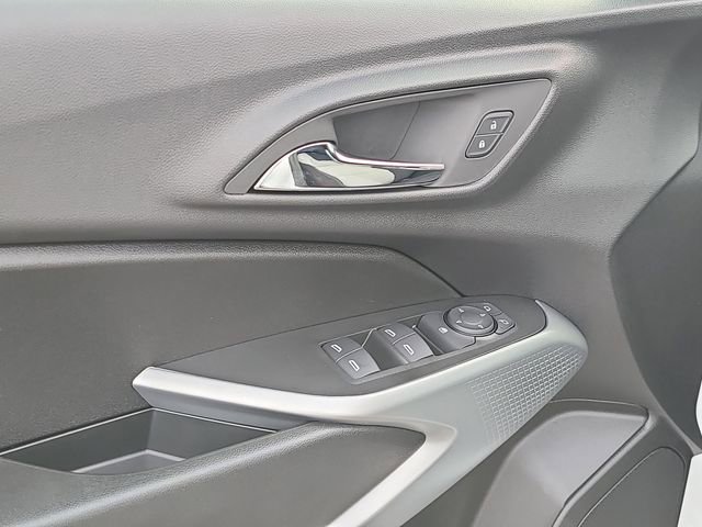 New 2026 Chevrolet Trax RS image 20