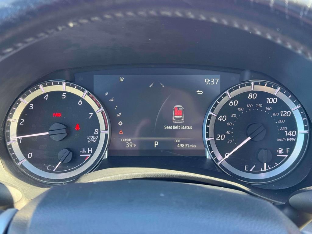 Used 2023 Toyota Highlander XLE image 26