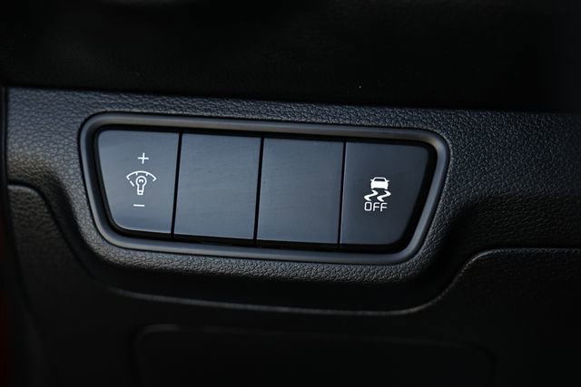 Used 2023 Kia Forte LXS image 17