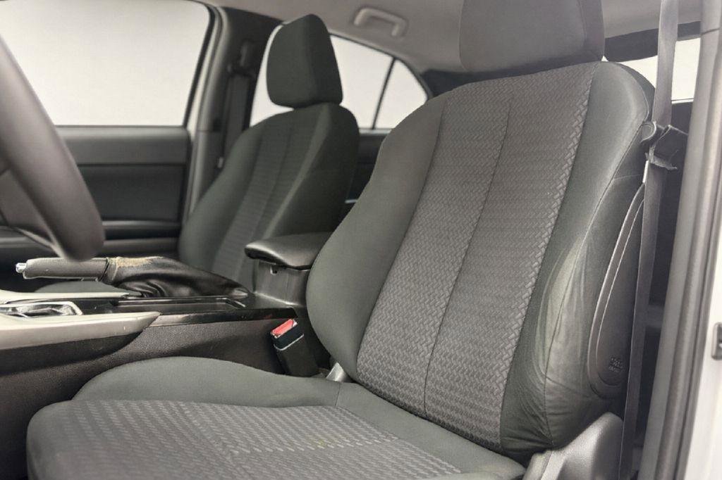 Used 2020 Mitsubishi Eclipse Cross ES image 9