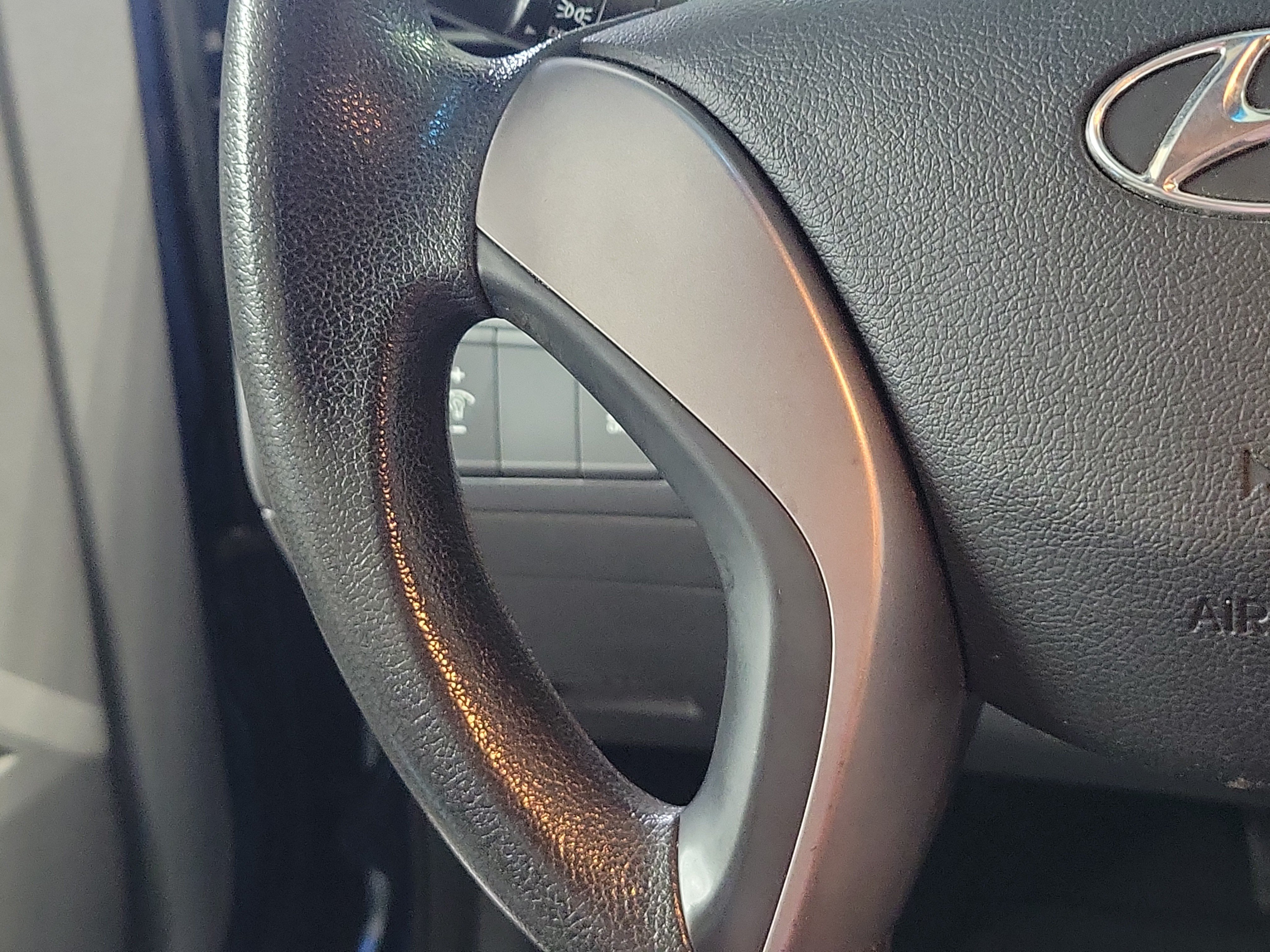 Used 2013 Hyundai Elantra GLS FWD image 22