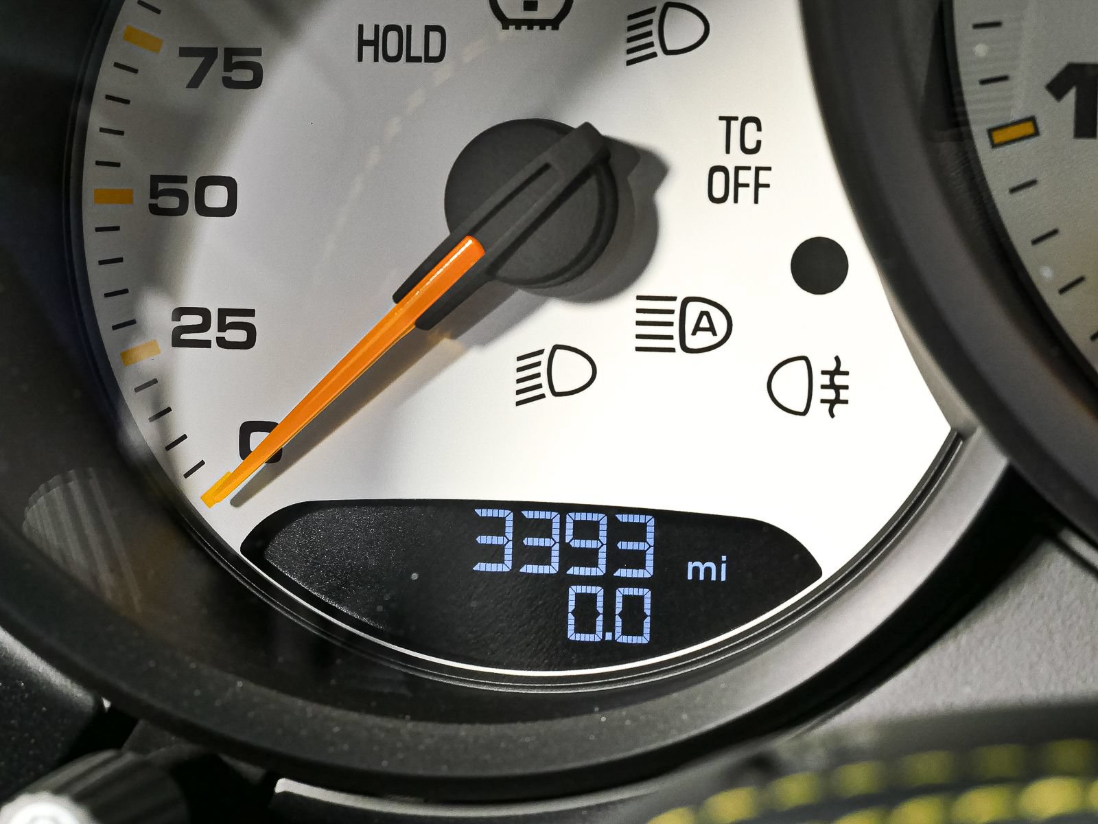 Certified 2025 Porsche 718 Boxster Spyder RS RWD image 9