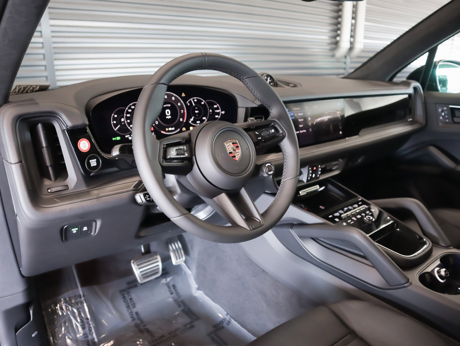 New 2026 Porsche Cayenne GTS image 4