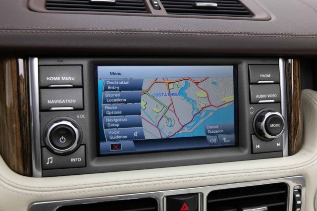 Used 2012 Land Rover Range Rover Autobiography image 34