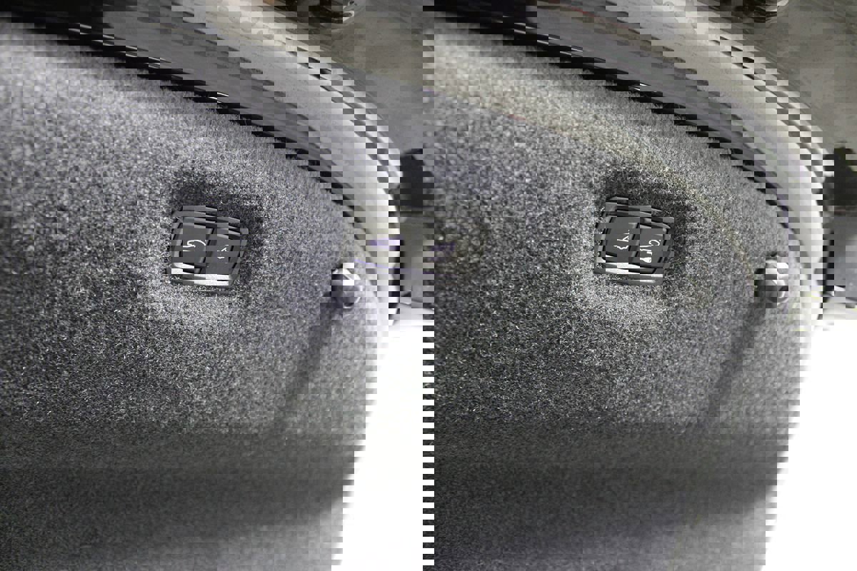 Used 2024 Audi e-tron GT Premium Plus image 38