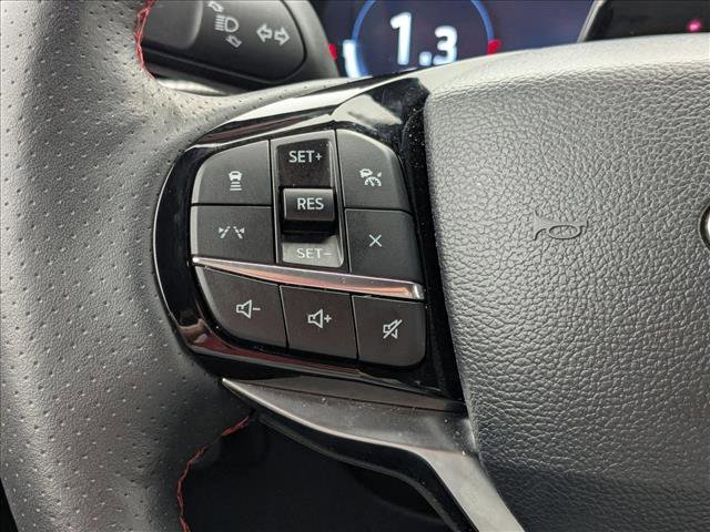 Used 2025 Ford Explorer ST-Line w/ ST-Line Street Pack image 12