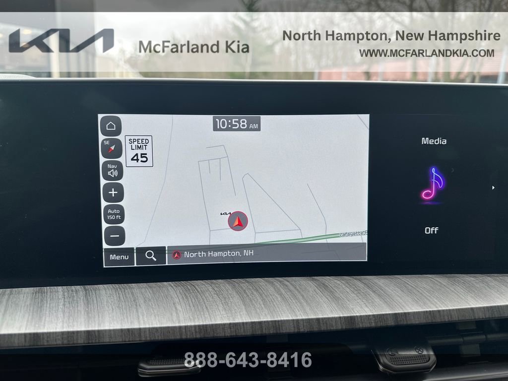 Used 2024 Kia Telluride SX w/ Towing Package image 20