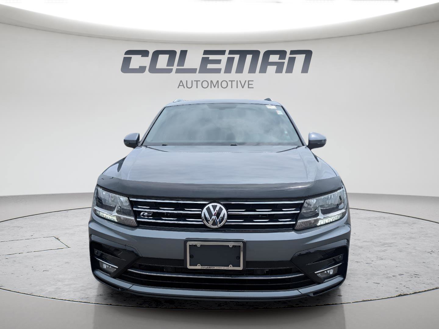 Used 2019 Volkswagen Tiguan SEL R-Line AWD/4WD image 2