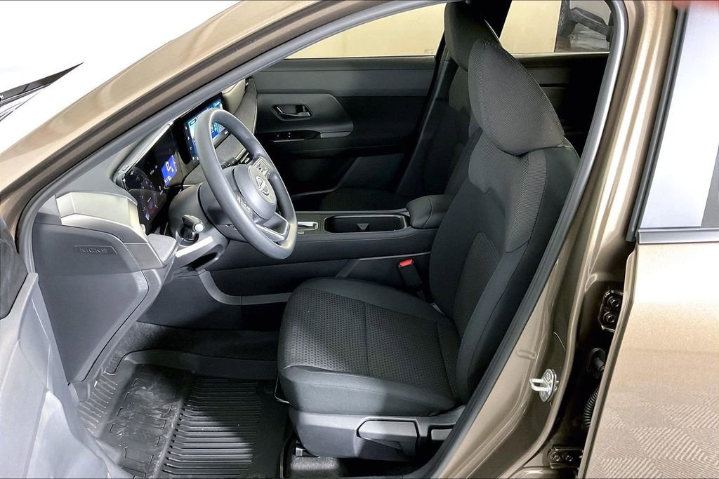 New 2026 Nissan Kicks S image 12