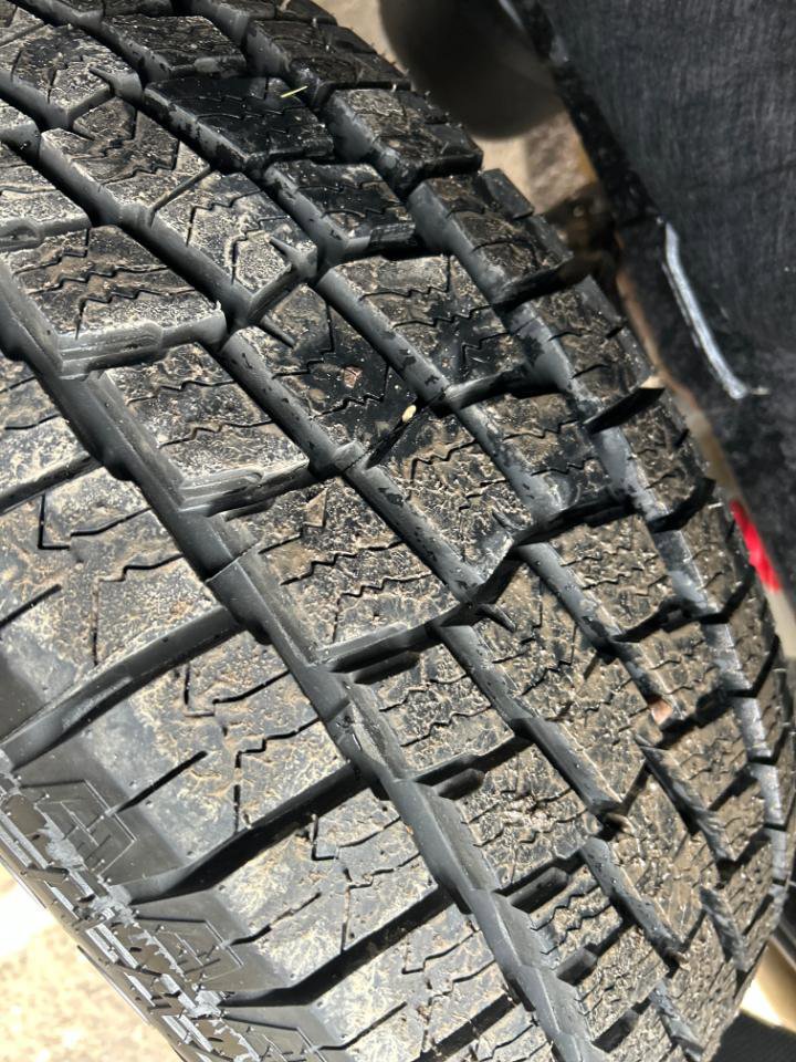 Used 2023 GMC Sierra 1500 SLE w/ X31 Off-Road Package image 7