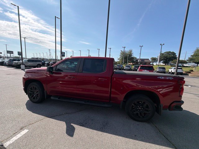 Used 2022 Chevrolet Silverado 1500 RST w/ LPO, Blackout Package AWD/4WD image 6