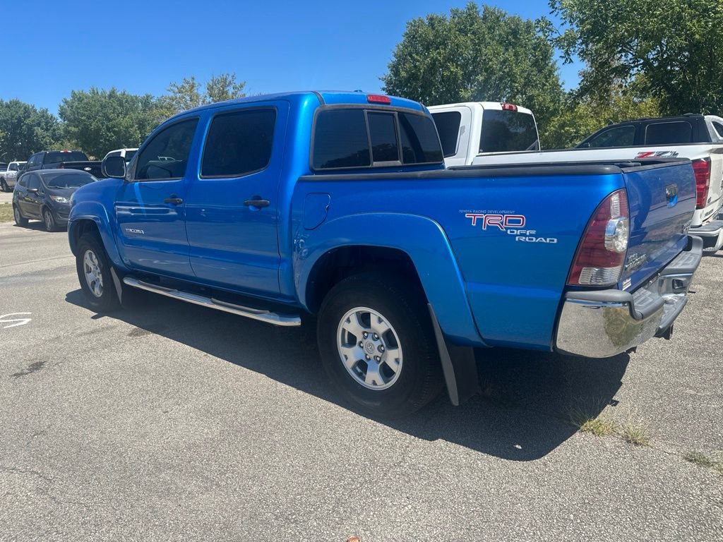 Used 2009 Toyota Tacoma PreRunner w/ TRD Off-Road Pkg RWD image 4