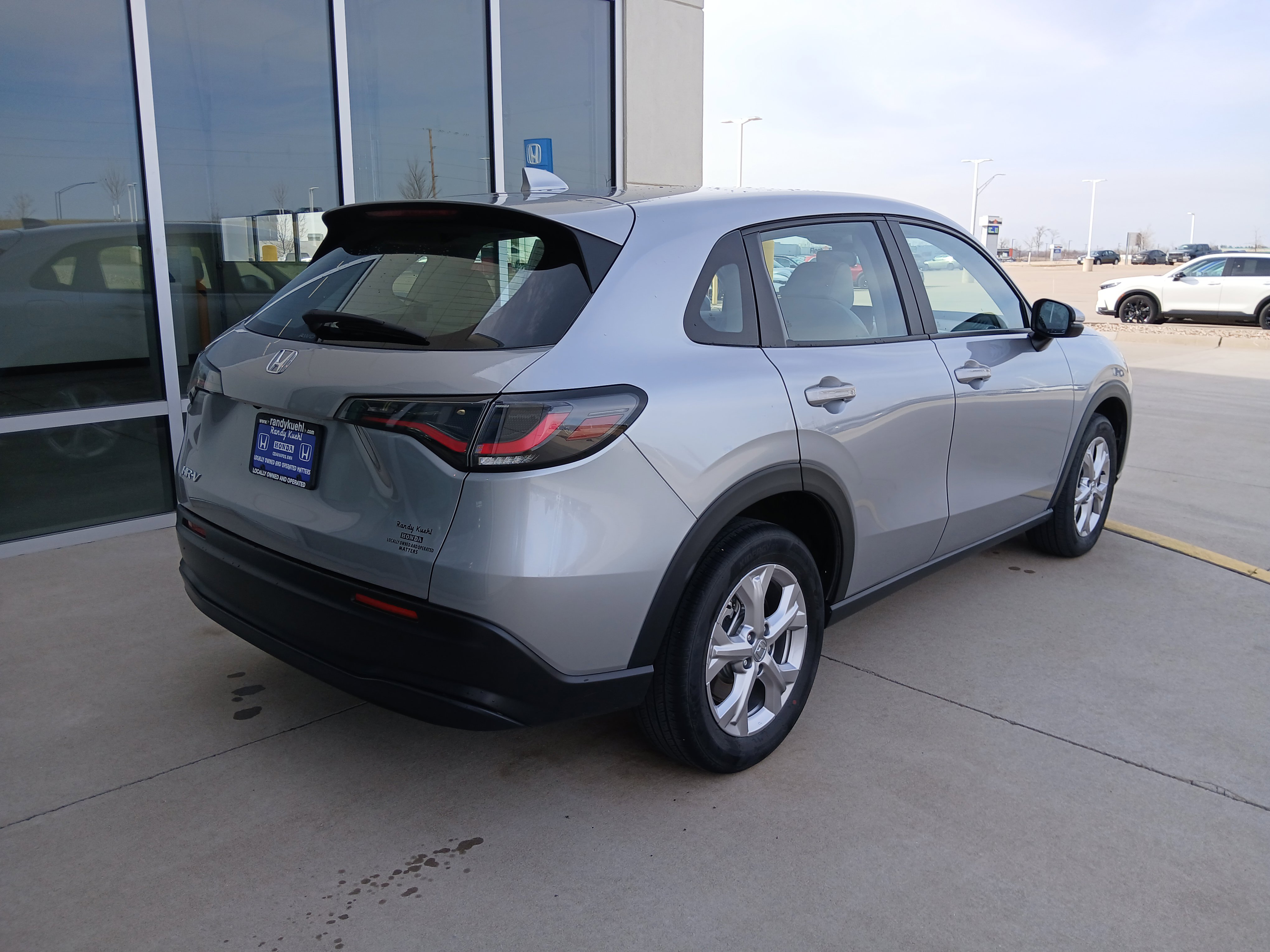 Used 2023 Honda HR-V LX image 7
