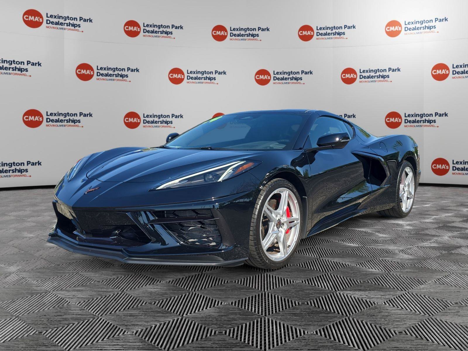 Used 2024 Chevrolet Corvette Stingray Coupe w/ Z51 Performance Package image 3