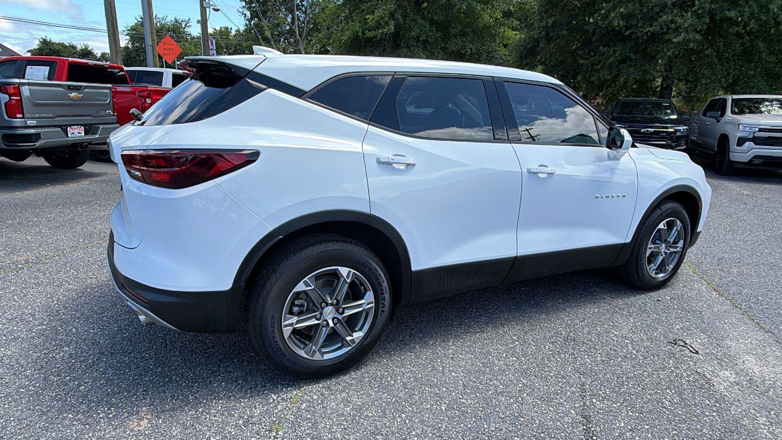 Certified 2023 Chevrolet Blazer LT FWD image 5