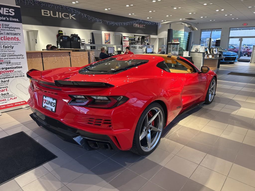 Used 2024 Chevrolet Corvette E-Ray w/ ZER Performance Package image 8