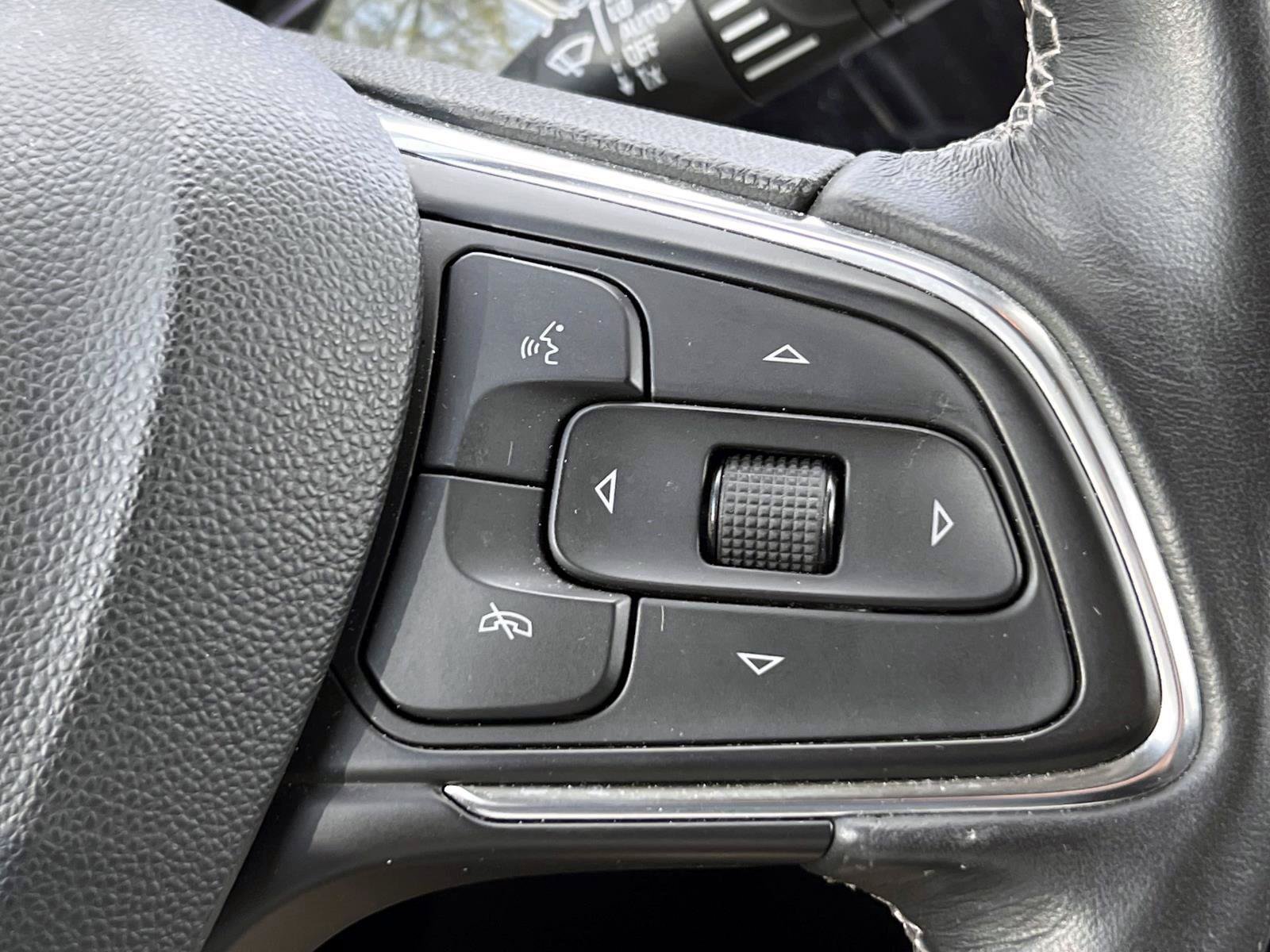 Used 2023 Buick Encore GX Essence w/ Advanced Technology Package AWD/4WD image 17