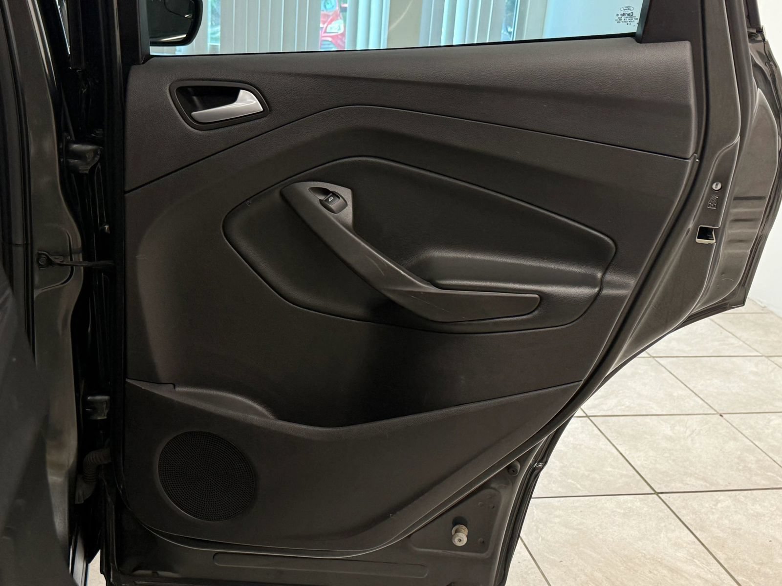 Used 2017 Ford Escape SE AWD/4WD image 21