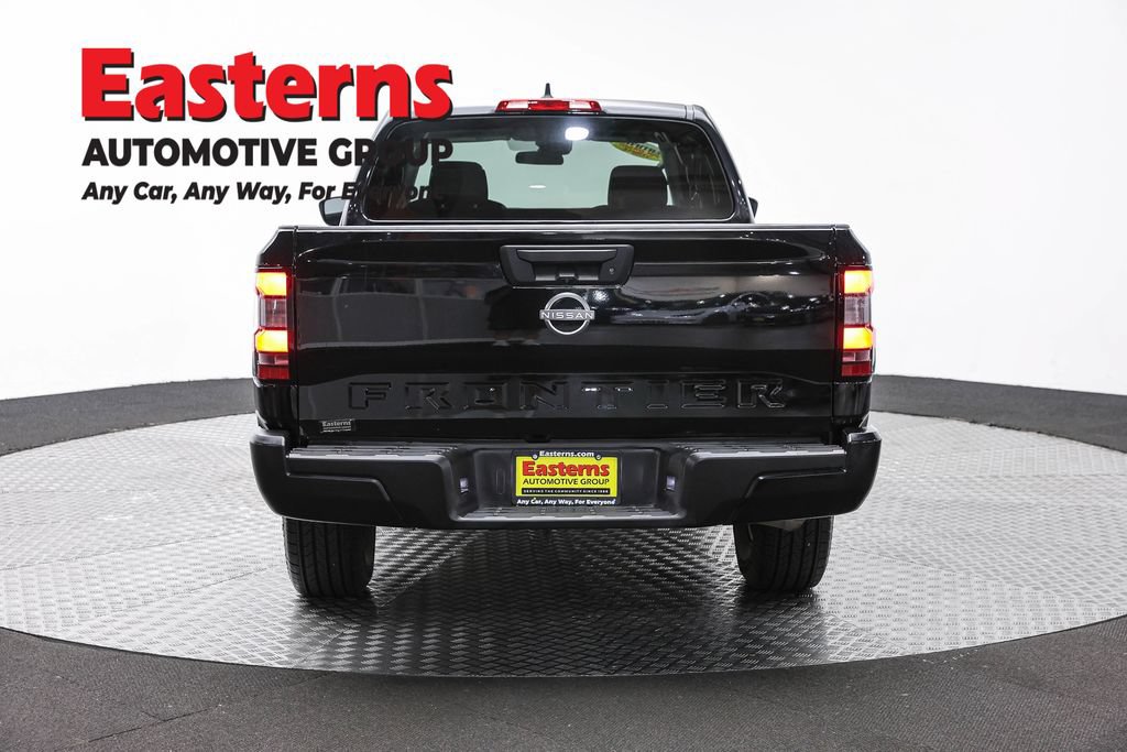 Used 2022 Nissan Frontier S RWD image 6
