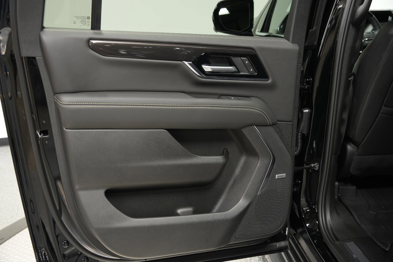 New 2026 GMC Yukon XL Elevation w/ Elevation Premium Package AWD/4WD image 22