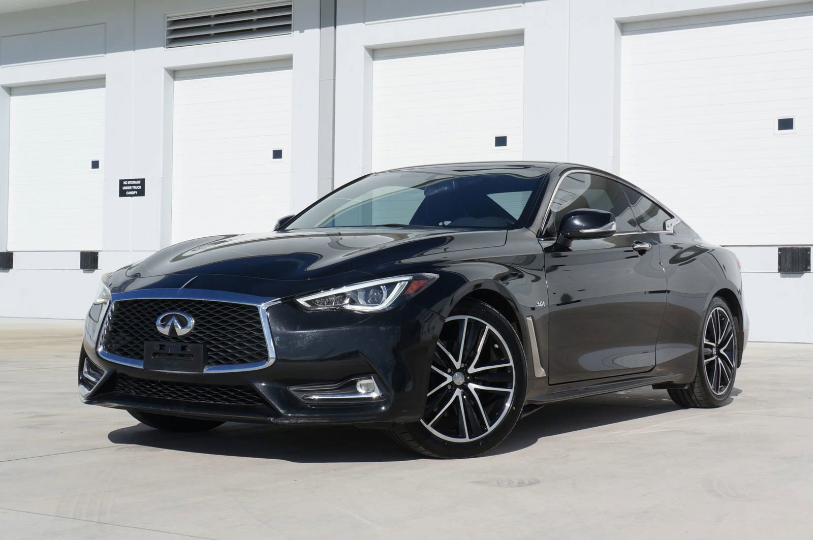 Used 2018 INFINITI Q60 3.0t Luxe w/ Sensory Package 3.0T Luxe AWD/4WD image 5