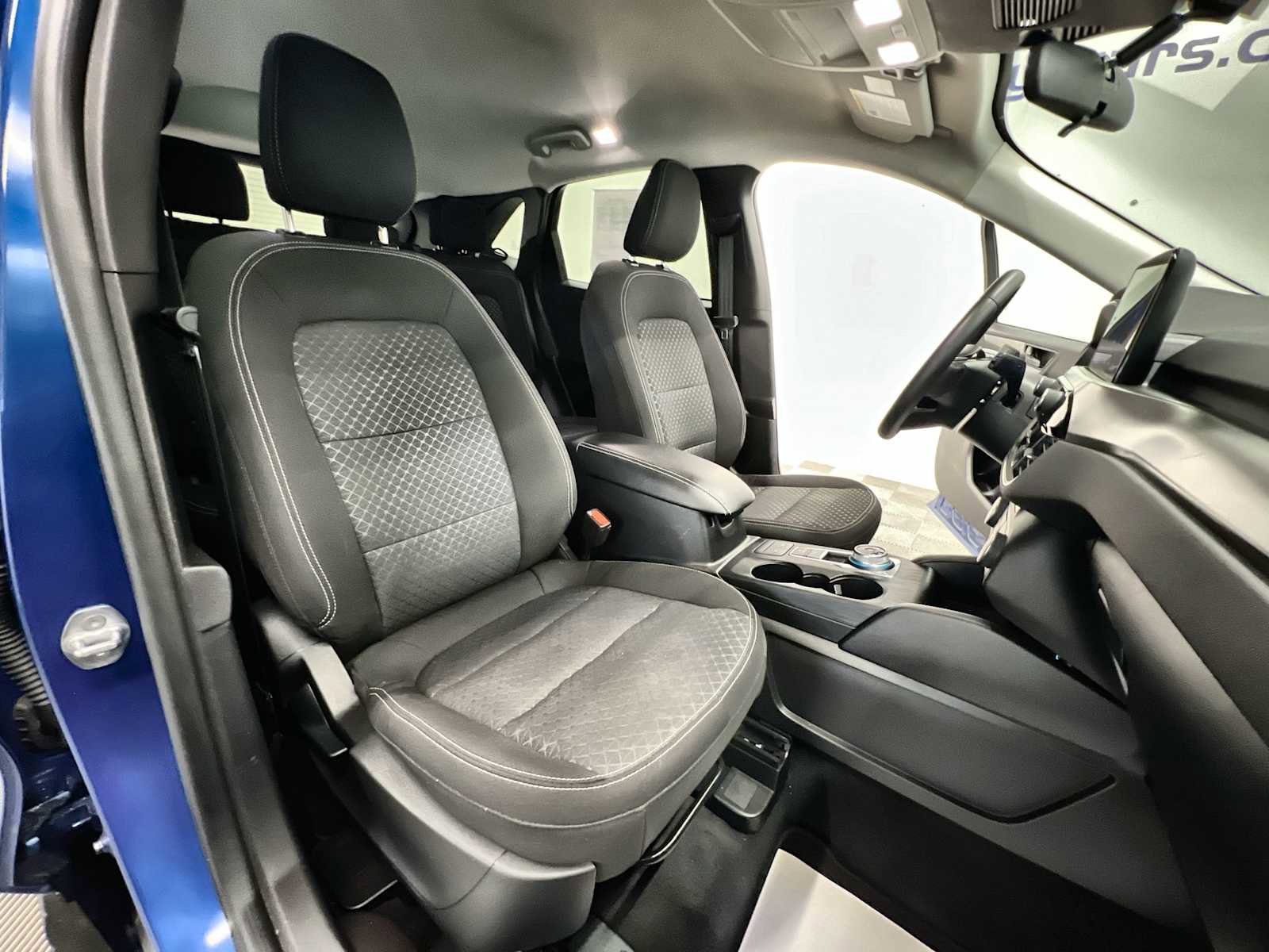 Used 2023 Ford Escape Active image 24