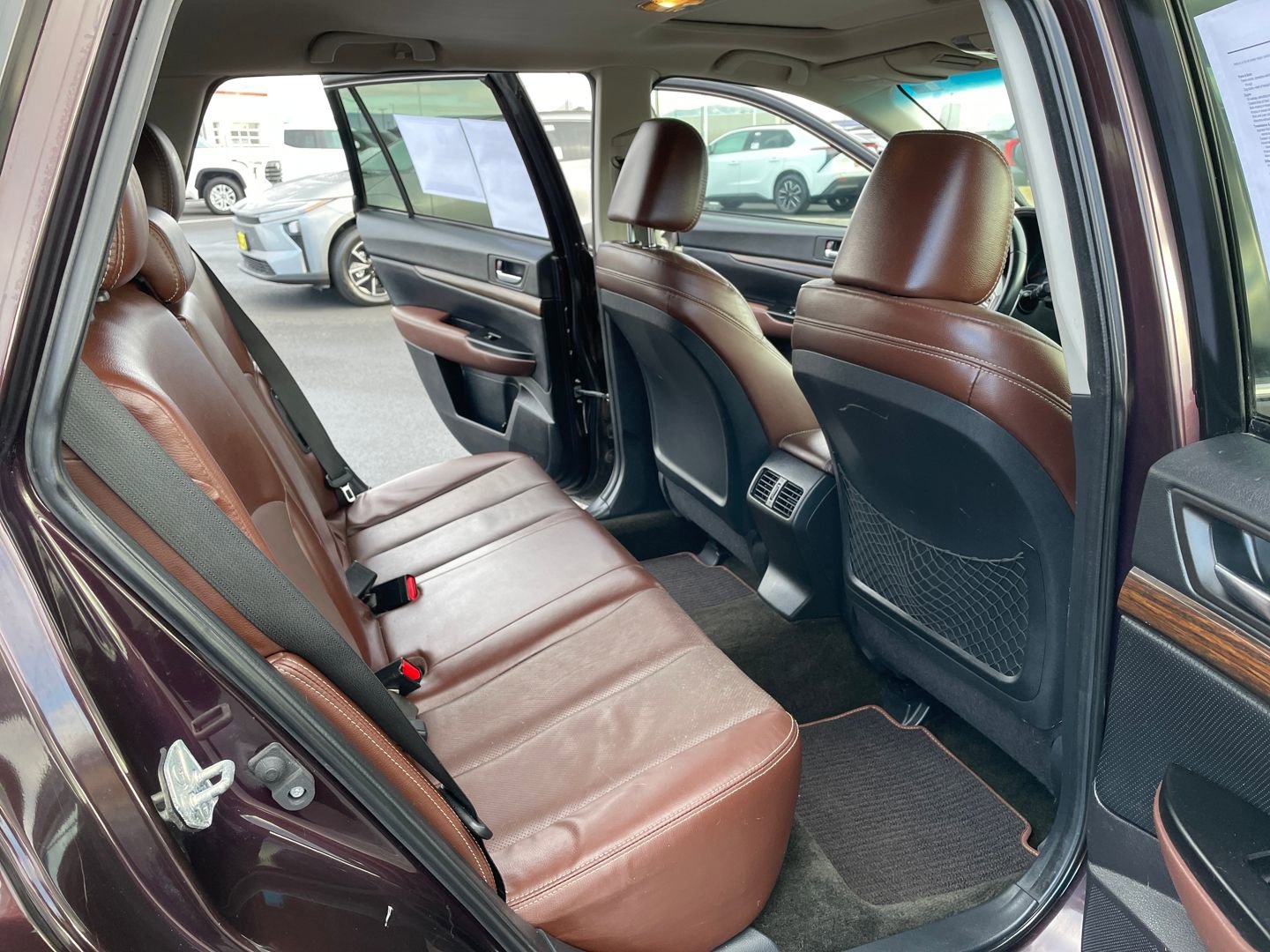 Used 2013 Subaru Outback 3.6R Limited w/ Special Appearance Pkg image 16