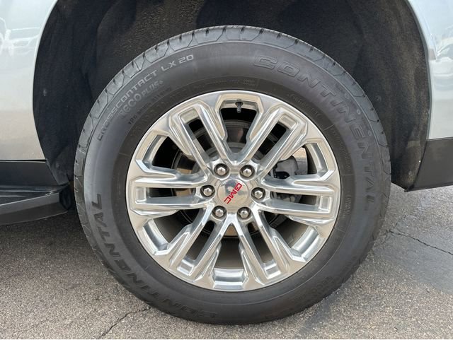Certified 2024 GMC Yukon XL SLT w/ SLT Premium Package image 17