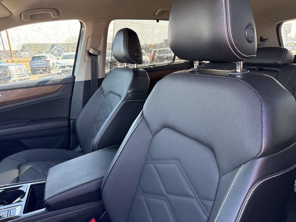 Used 2024 Volkswagen Atlas SE FWD image 23