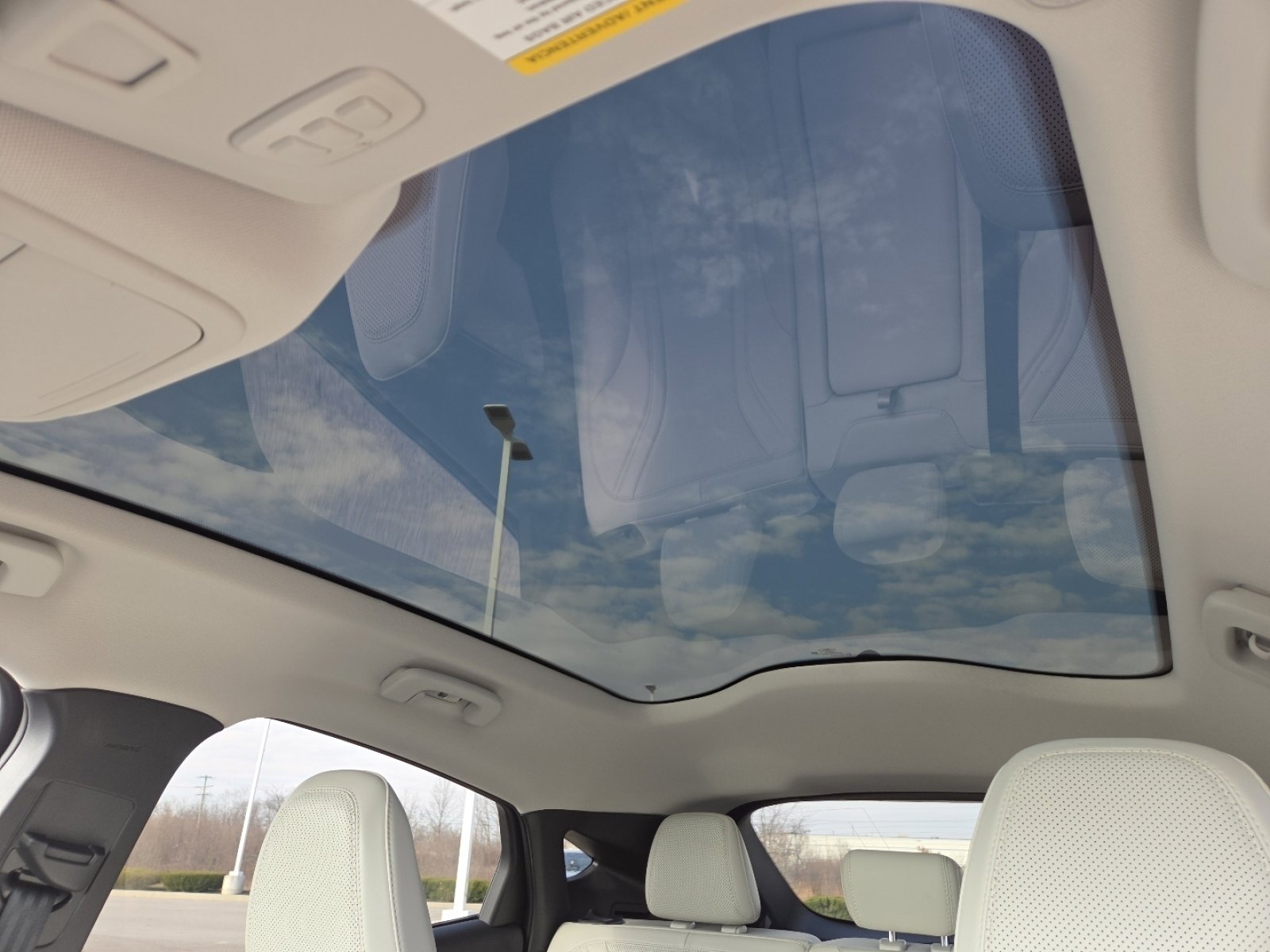 Used 2022 Ford Mustang Mach-E Premium image 3