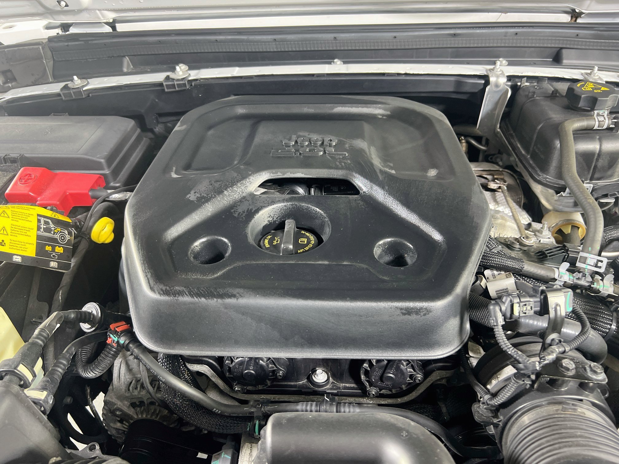 Used 2023 Jeep Wrangler Unlimited Sahara AWD/4WD image 27
