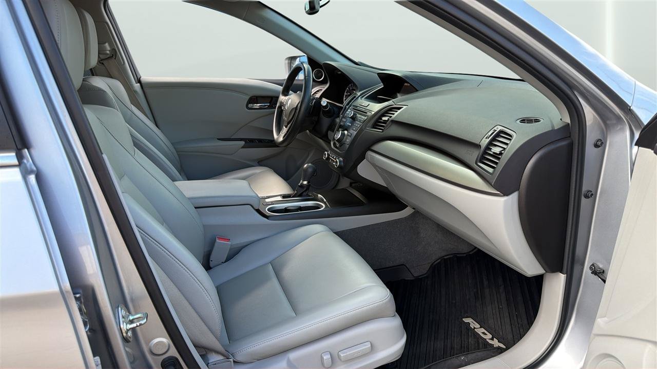Used 2017 Acura RDX AWD image 15
