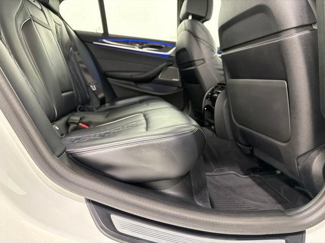 Used 2022 BMW M550i xDrive w/ Premium Package AWD/4WD image 23