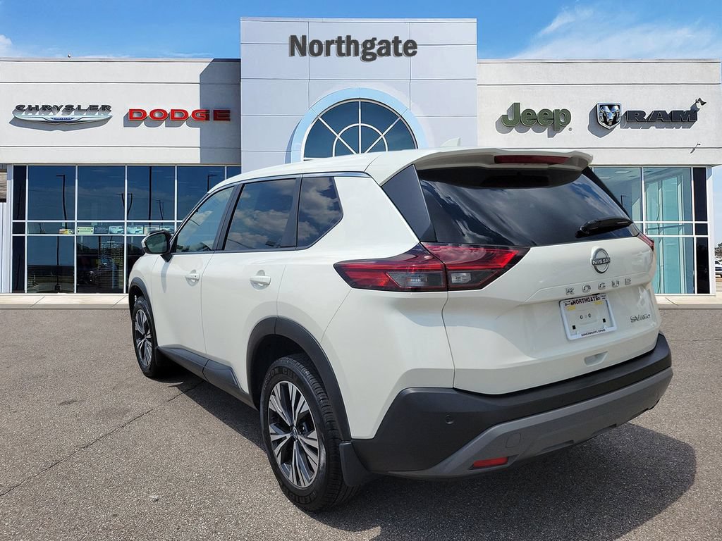 Used 2023 Nissan Rogue SV AWD/4WD image 3