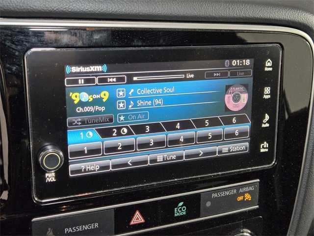 Used 2019 Mitsubishi Outlander SEL image 33