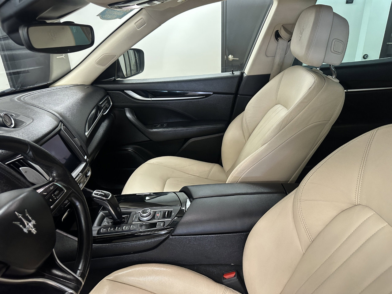 Used 2020 Maserati Levante S image 52