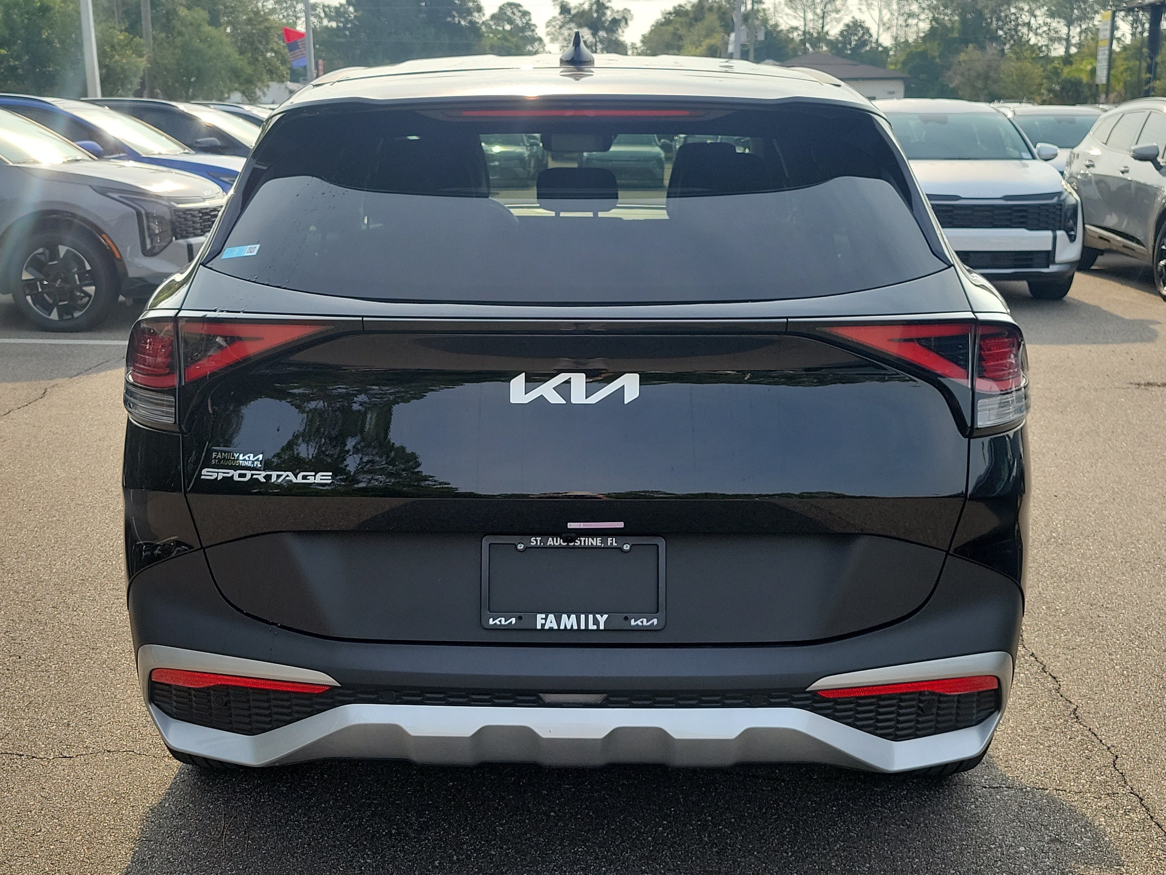 Certified 2024 Kia Sportage EX FWD image 5