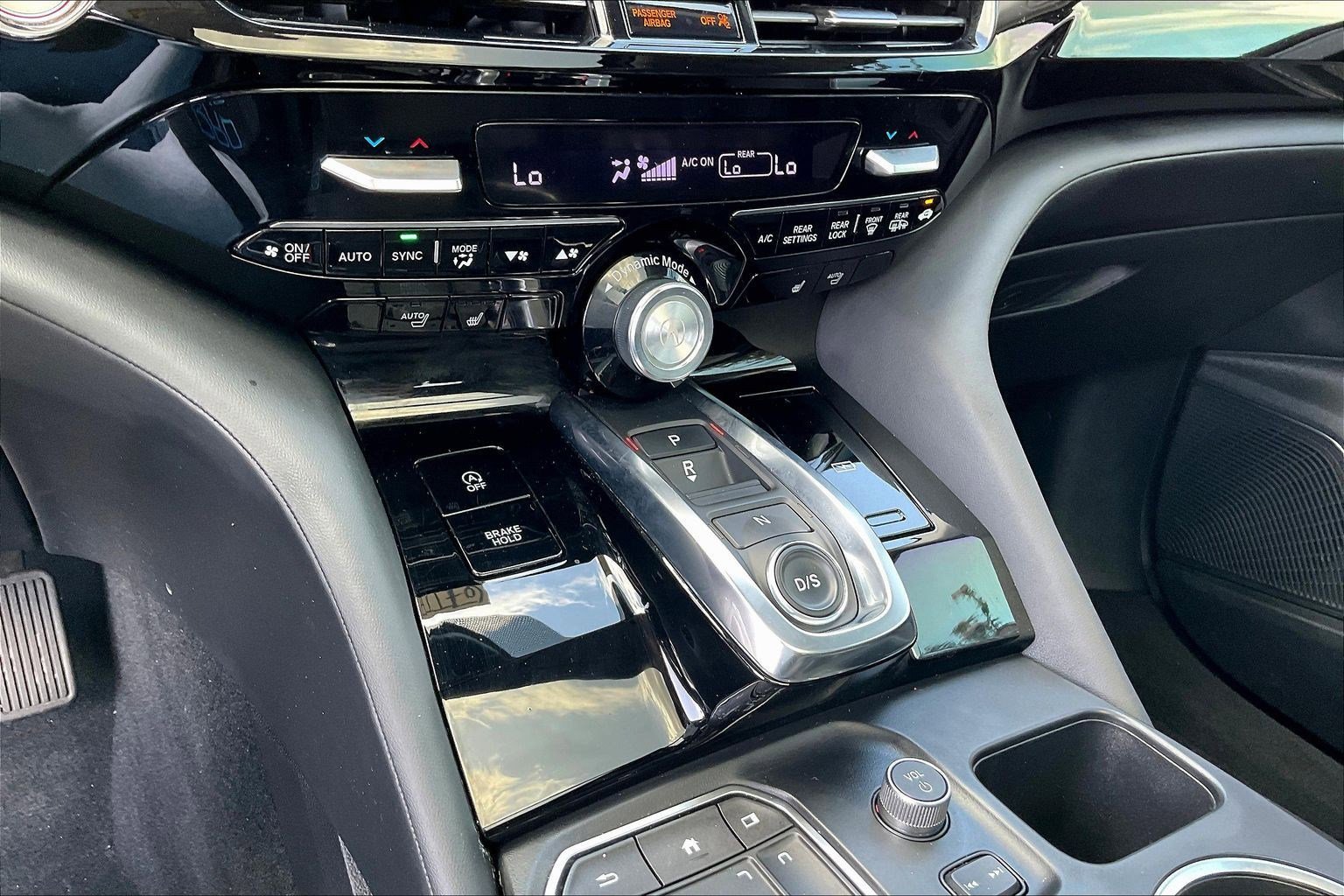 Used 2024 Acura MDX FWD w/ Technology Package image 16