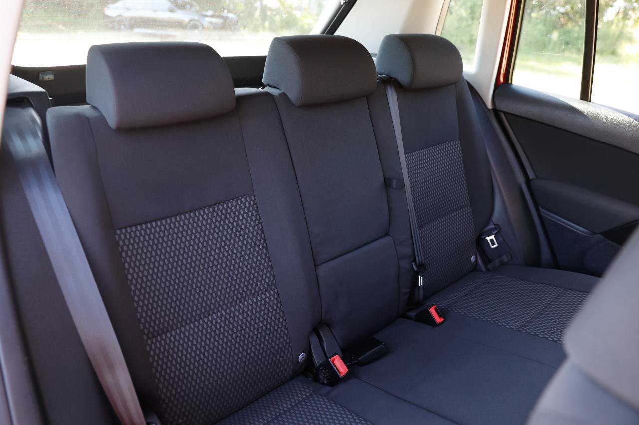 Used 2011 Volkswagen Tiguan S FWD image 14
