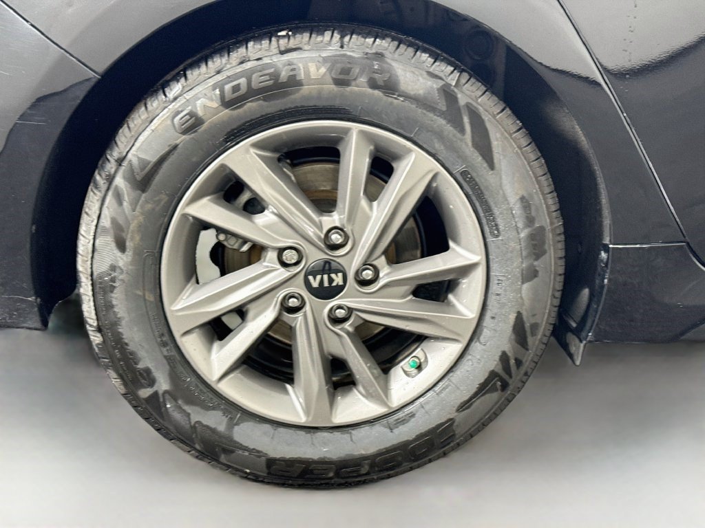 Used 2020 Kia Optima LX FWD image 31