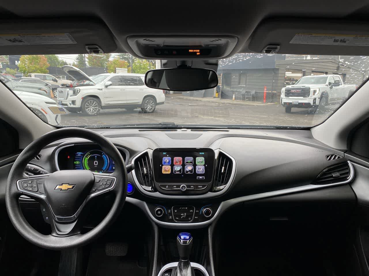 Used 2018 Chevrolet Volt LT FWD image 12