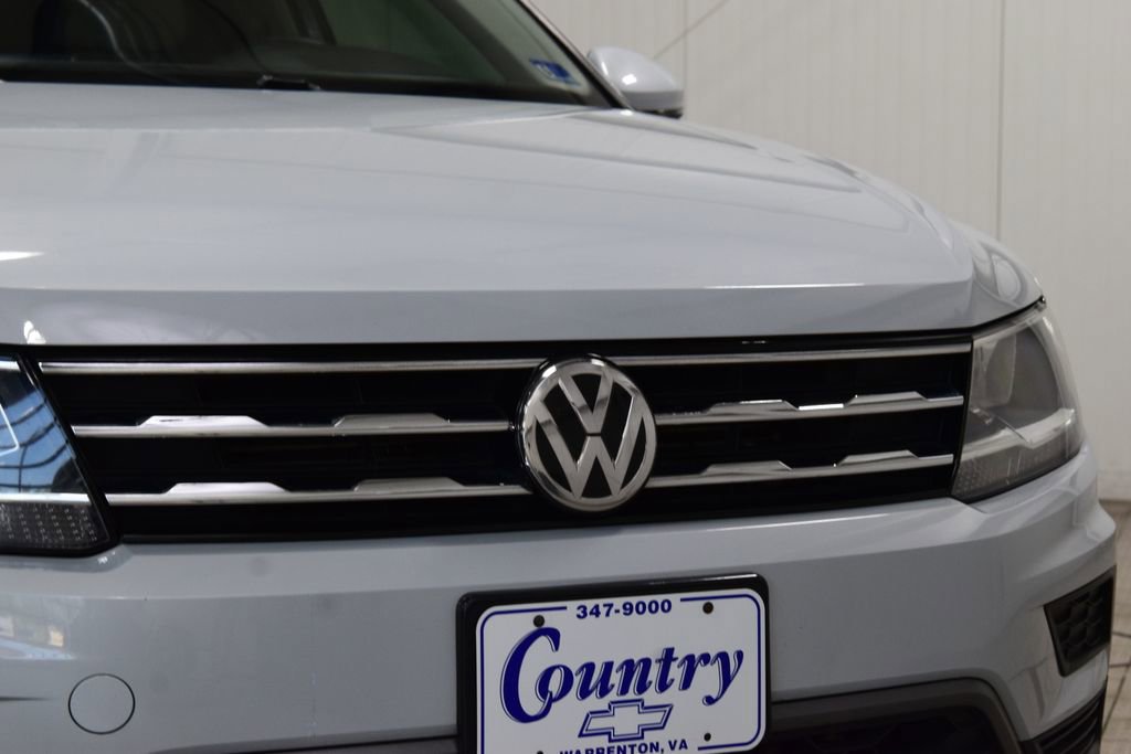 Used 2019 Volkswagen Tiguan SE w/ Panoramic Sunroof Package AWD/4WD image 11
