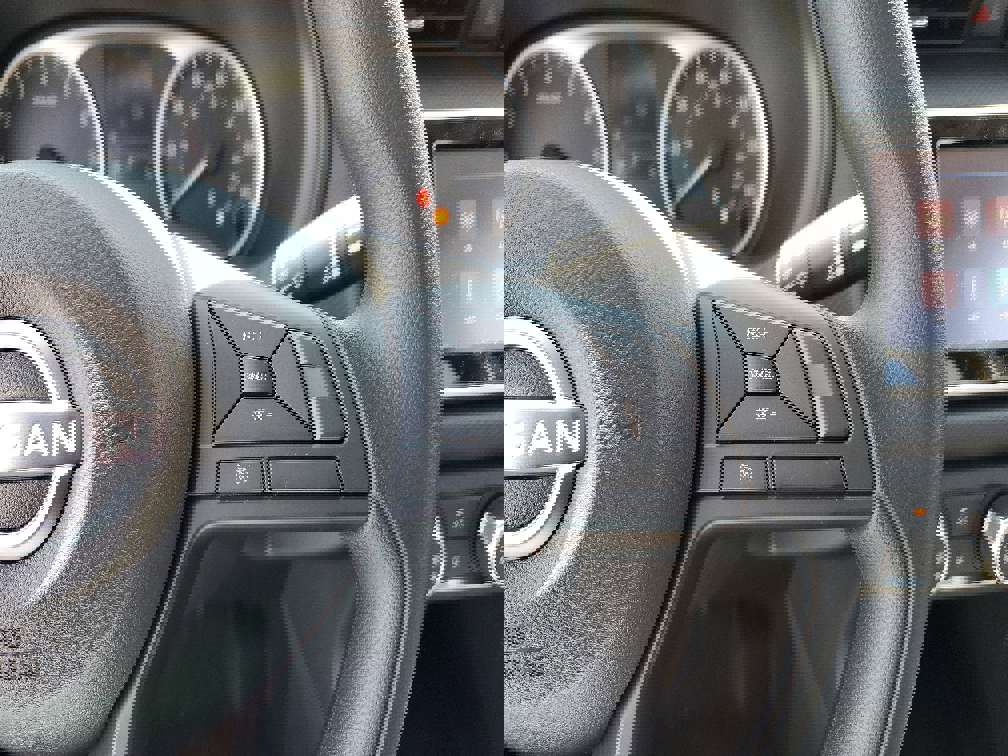 New 2025 Nissan Kicks S image 22