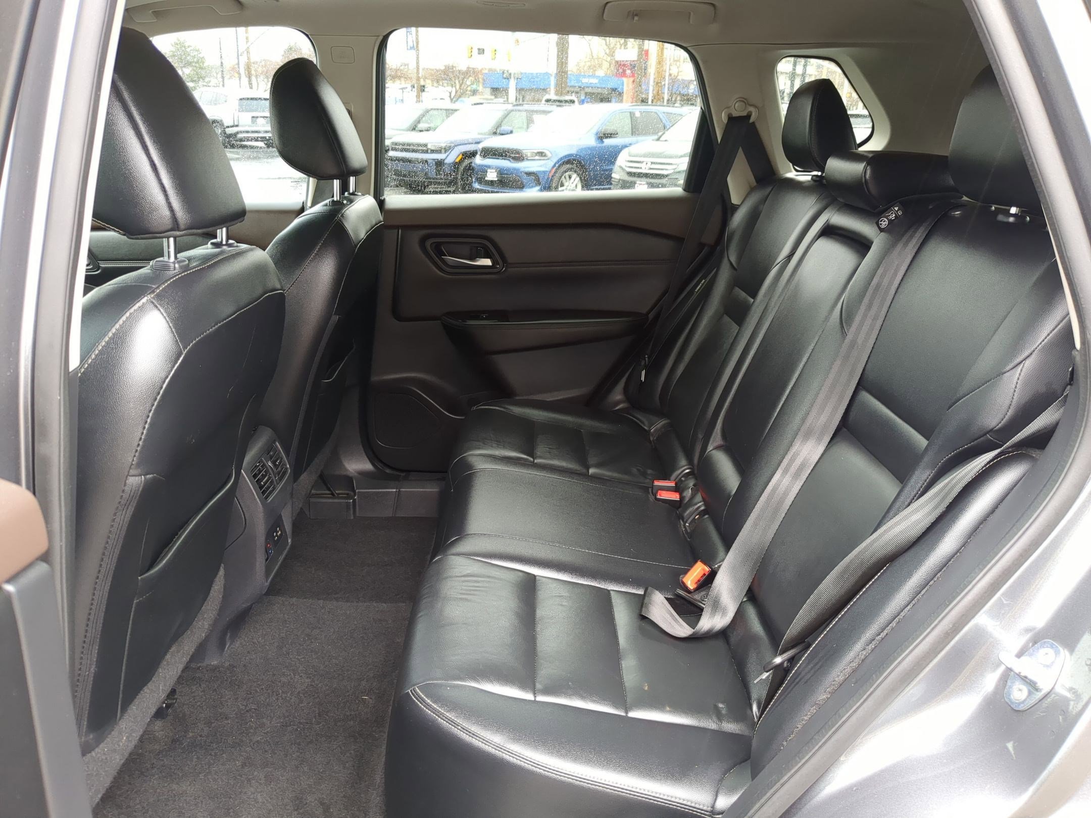 Used 2022 Nissan Rogue SL image 28