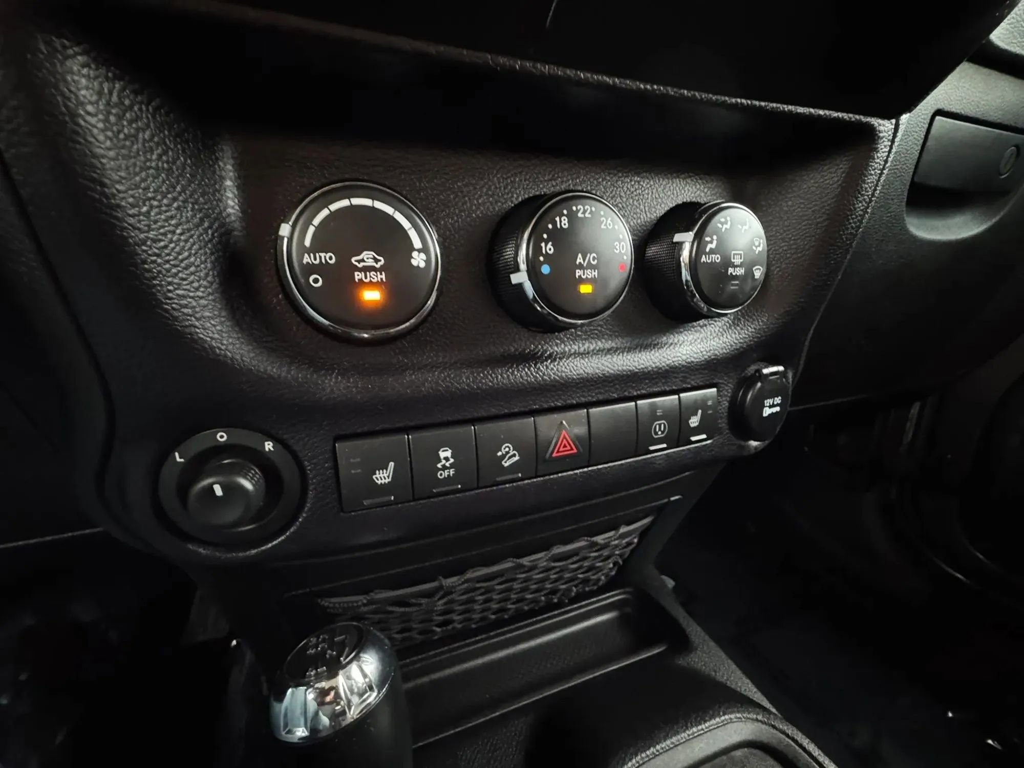 Used 2014 Jeep Wrangler Unlimited Sahara w/ Dual Top Group image 18