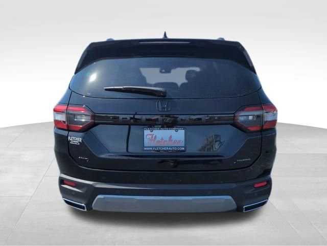 New 2026 Honda Pilot Touring image 5