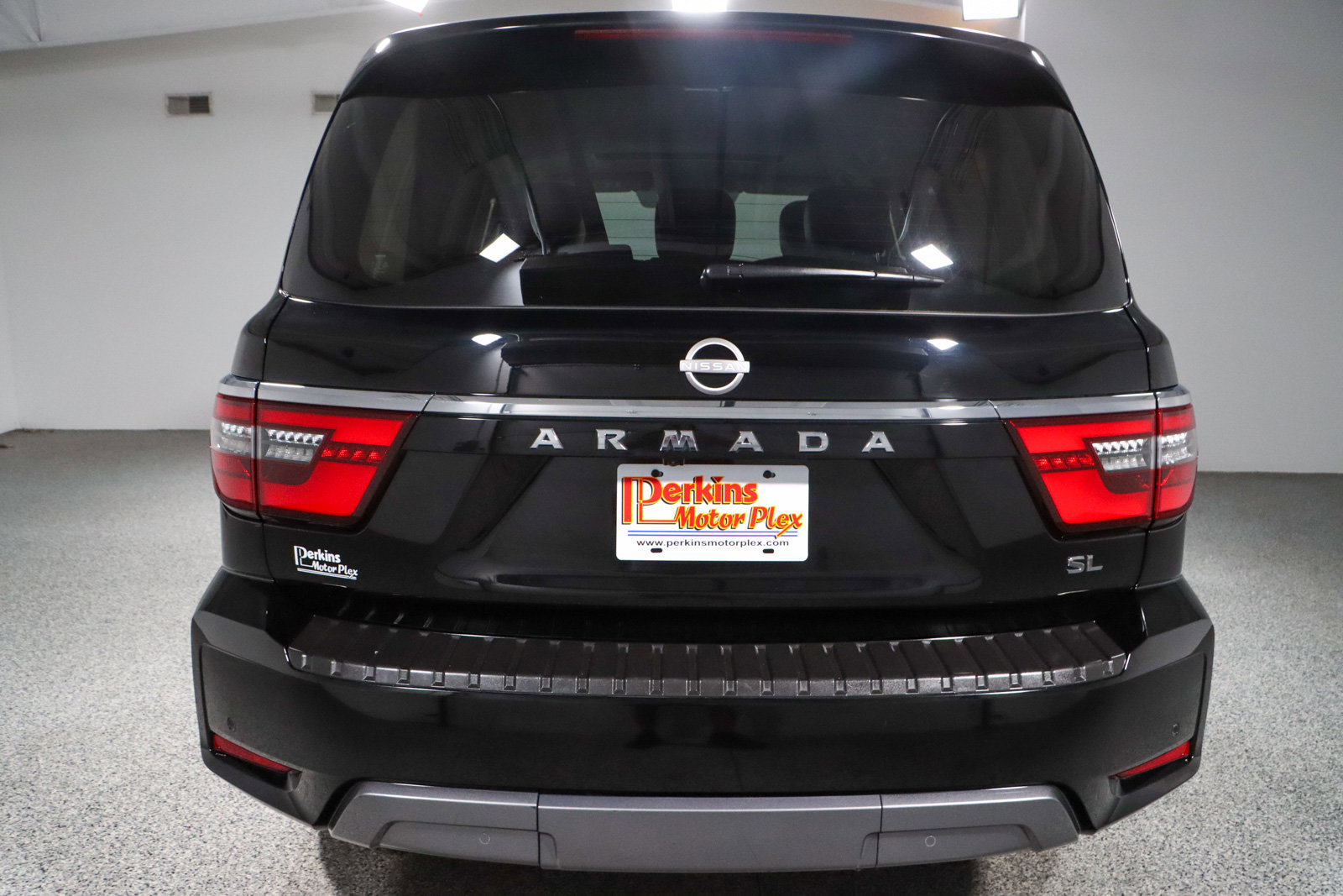 Used 2024 Nissan Armada SL image 8