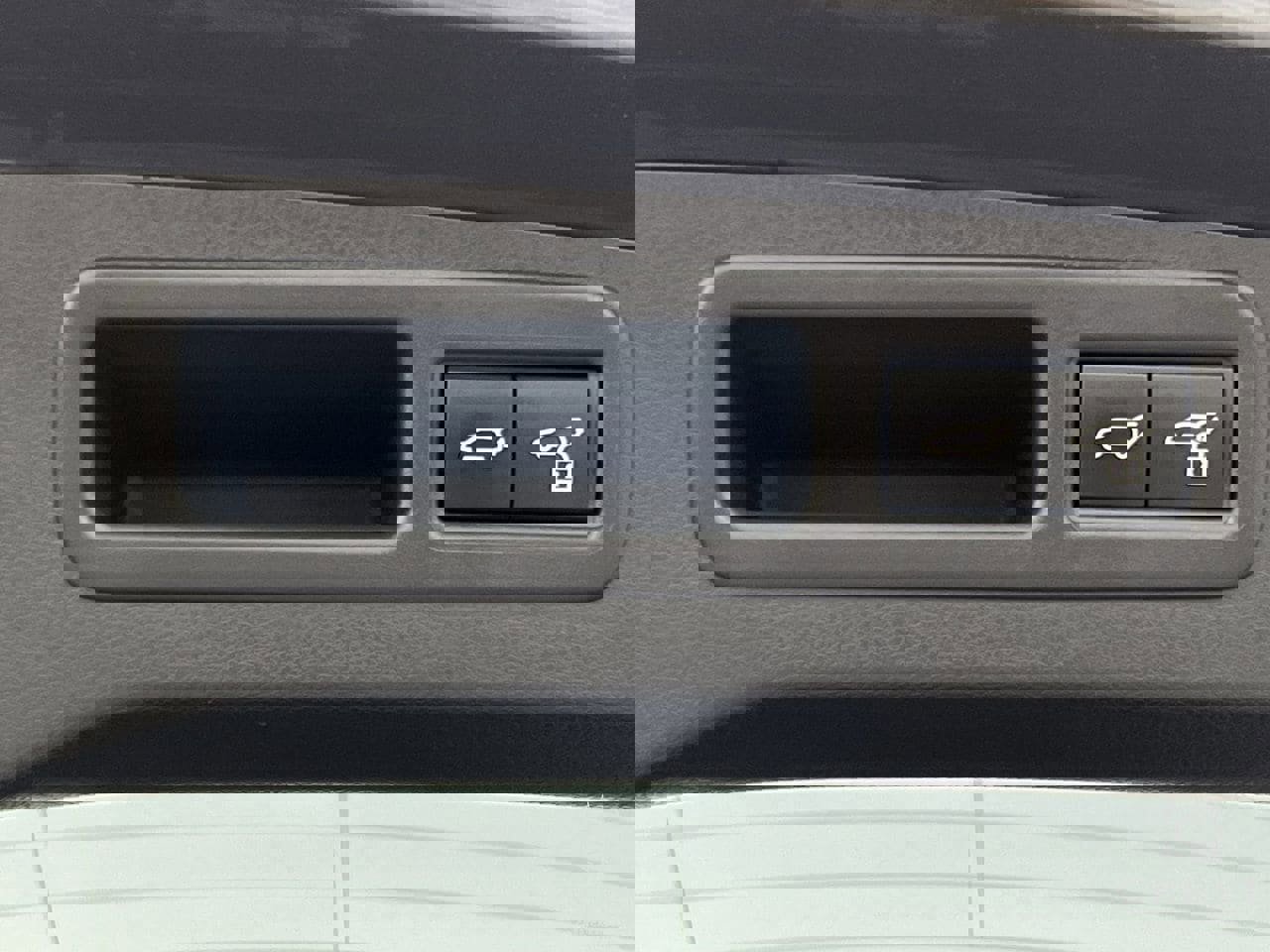 Used 2023 Lexus RX 500h F SPORT Performance w/ Accessory Package (K3) image 32