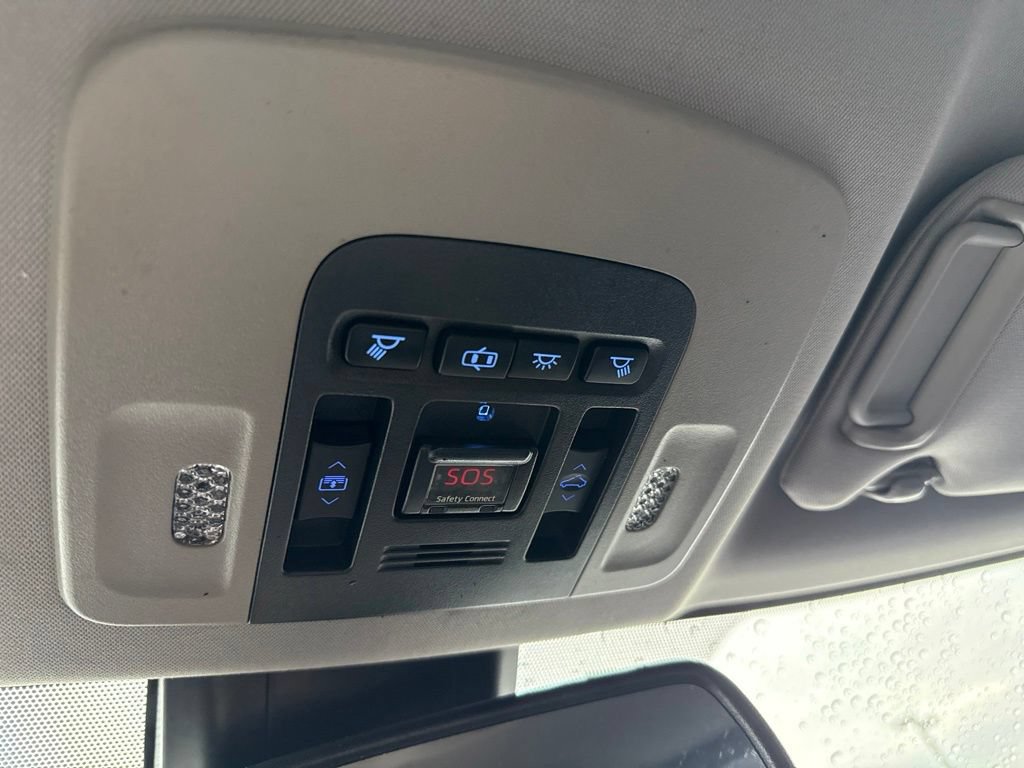 Used 2019 Toyota Camry XSE FWD image 26